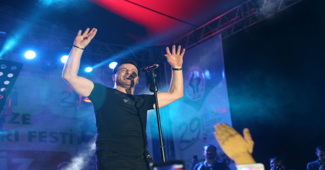 Rize Belediyesi'nden Davut Güloğlu Konseri