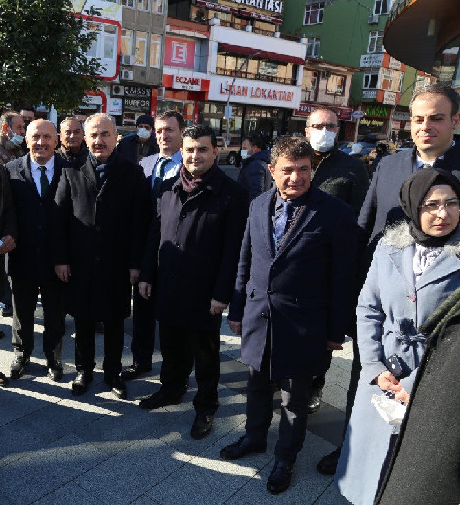 merkezi-istanbulda-olan-koseoglu-kose-kosoglu-ailesi-sosyal-kultur-ve-yardimlasma-dernegi-tarafindan-rizede-kan-bagis-kampanyasi-duzenlendi-1.jpg