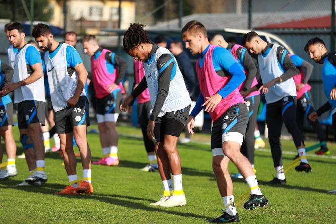 -caykur-rizespor-antrenmani-(2).jpg
