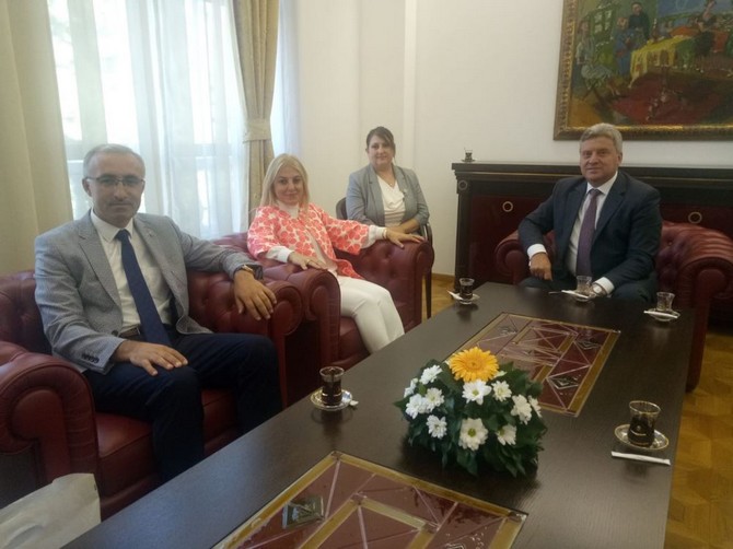 -prof.-dr.-huseyin-karaman,-makedonya-cumhuriyeti-cumhurbaskani-gjorge-ivanoz’u-ziyaret-etti-(1).jpg