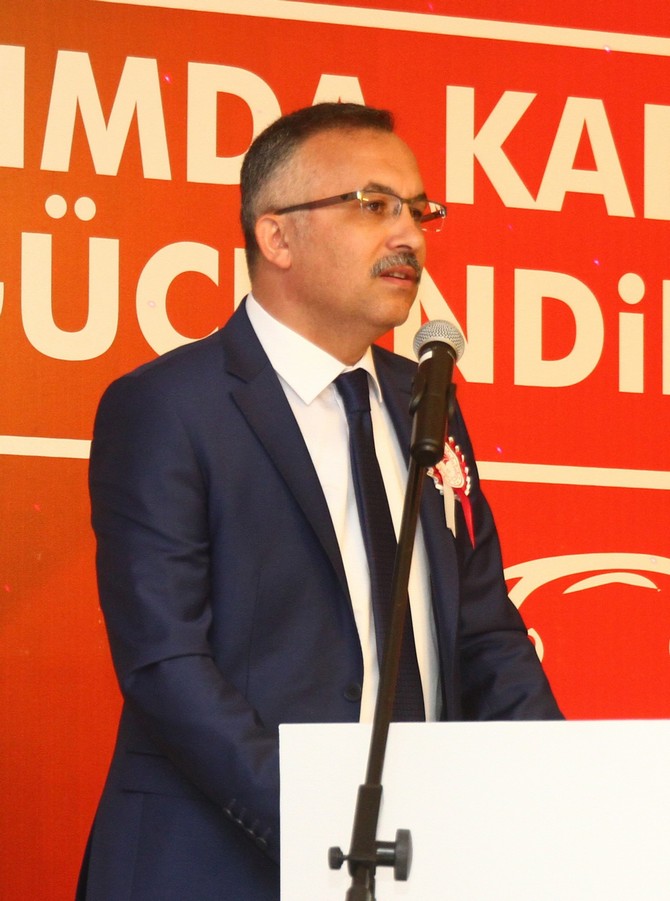 -tarim-ve-orman-bakanligi-tarafindan-dogu-karadeniz-illeri-icin-rizede-duzenlenen-tarimda-kadin-girisimciliginin-guclendirilmesi-programi-(10).jpg