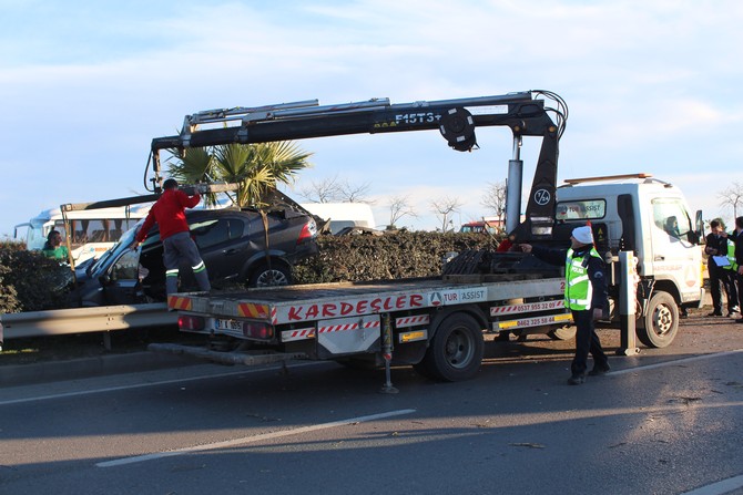 -trabzonda-trafik-kazasi-2-yarali-(1).jpg