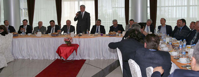 01-006.jpg 01-006.jpg