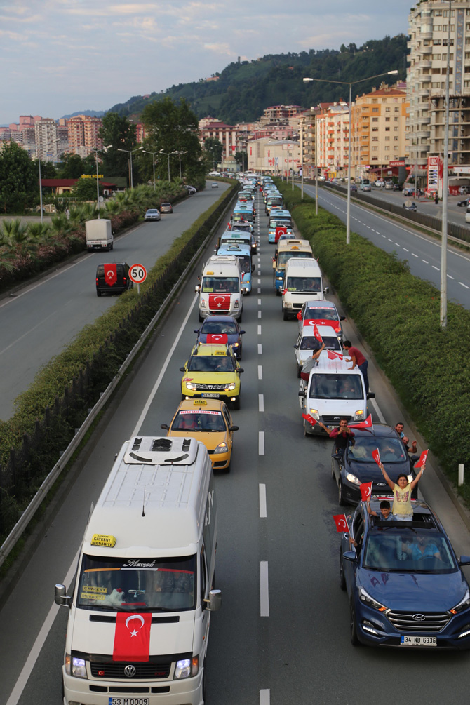 02-044.jpg 02-044.jpg