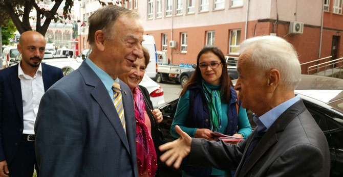 03-005.jpg 03-005.jpg