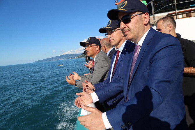 1-temmuz-denizcilik-ve-kabotaj-bayrami-rizede-kutlandi-(4).jpg
