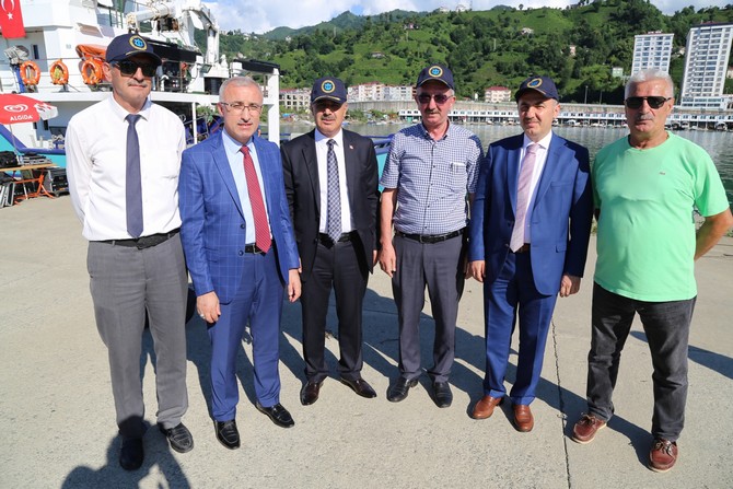 1-temmuz-denizcilik-ve-kabotaj-bayrami-rizede-kutlandi-(8).jpg