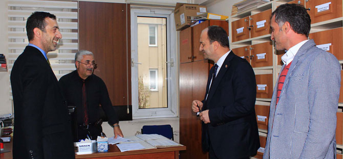 12-004.jpg 12-004.jpg