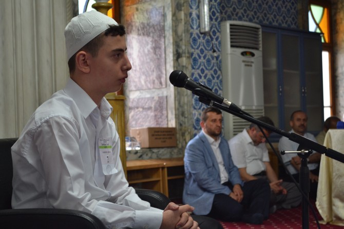 13.-turkiye-hafizlik-yarismasi-rizede-yapildi-(10).jpg