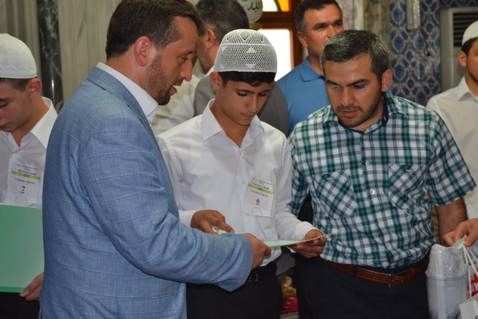 13.-turkiye-hafizlik-yarismasi-rizede-yapildi-(22).jpg
