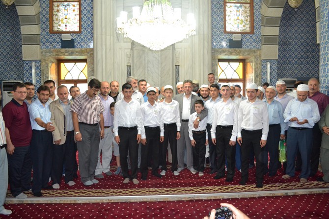 13.-turkiye-hafizlik-yarismasi-rizede-yapildi-(28)-001.jpg