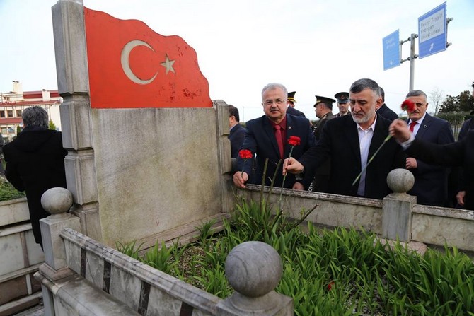 18-mart-sehitleri-anma-gunu-ve-canakkale-deniz-zaferinin-103.-yil-donumu-(12).jpg