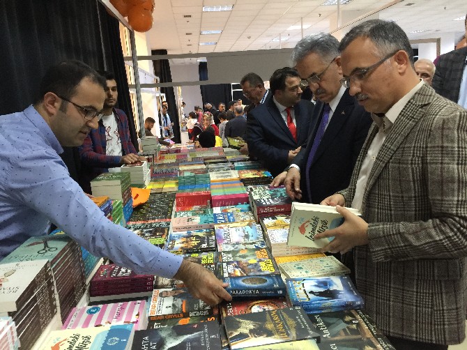 2.-rize-kitap-fuari-acildi-(15).jpg