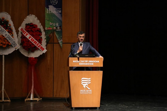 2.-rize-turizm-sempozyumu-basladi-(3).jpg