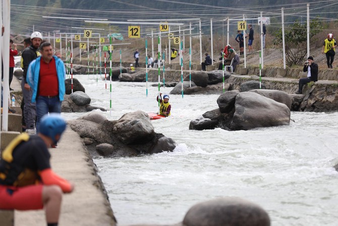 2018-turkiye-akarsu-slalom-sampiyonasi-rizede-yapildi-(1).jpg