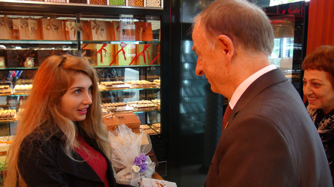 222-001.jpg 222-001.jpg