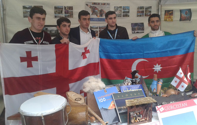 23-003.jpg 23-003.jpg