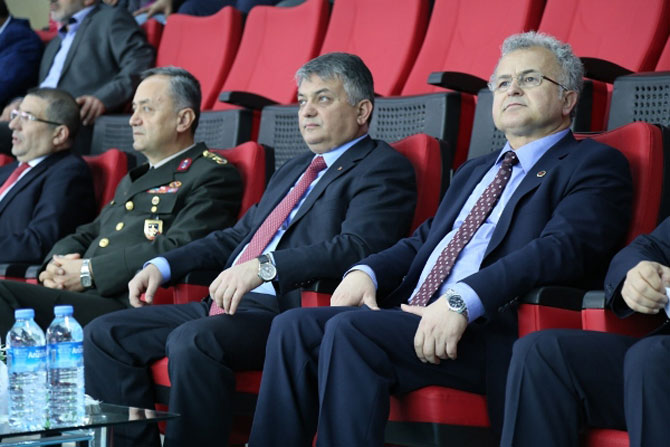 23-nisan-kutlamasi-rize4.jpg 23-nisan-kutlamasi-rize4.jpg