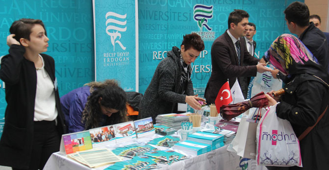 233-010.jpg 233-010.jpg