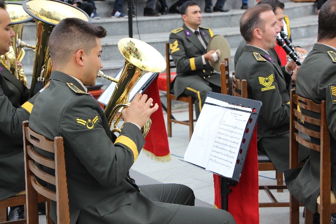 3-ordu-bolge-bando-komutanligi-rizede-konser-duzenledi-1-001.jpg