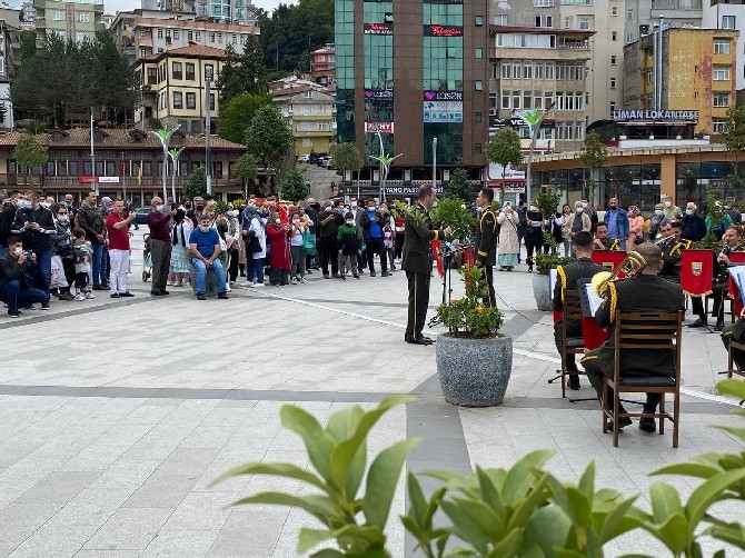 3-ordu-bolge-bando-komutanligi-rizede-konser-duzenledi-12.jpg