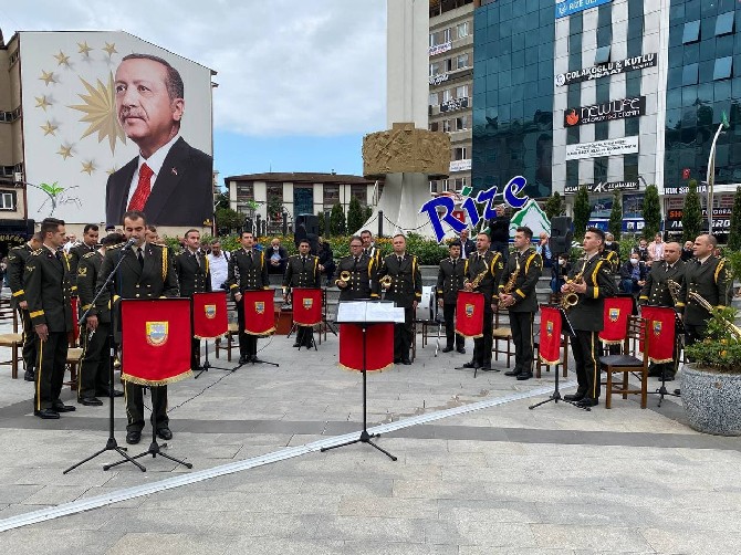 3-ordu-bolge-bando-komutanligi-rizede-konser-duzenledi-16.jpg