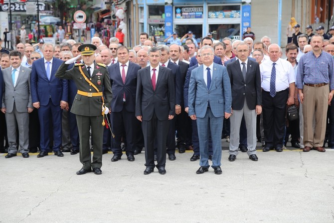 30-agustos-zafer-bayrami-rize-(4)-002.jpg