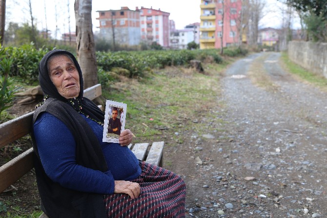 4-yildir-kayip-oglunun-yolunu-her-gun-gozluyor-(9).jpg