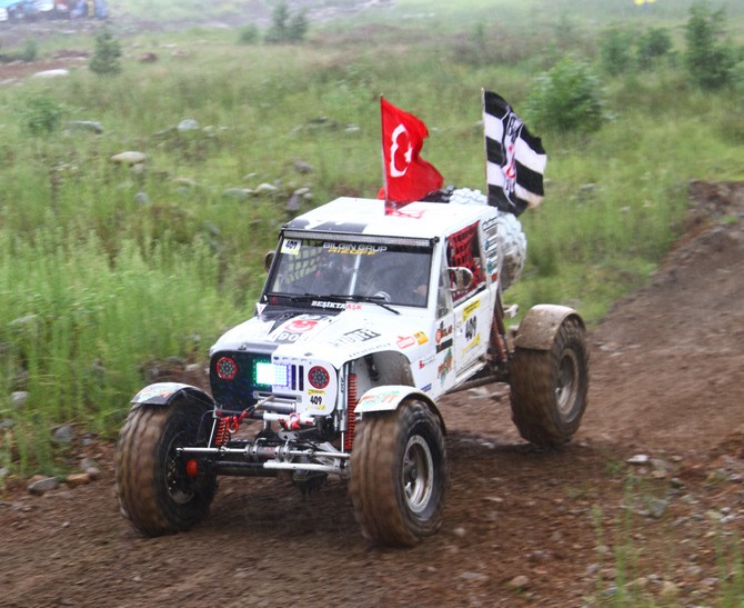 5.-uluslararasi-ardesen-mahalli-off-road-oyunlari-(3).jpg