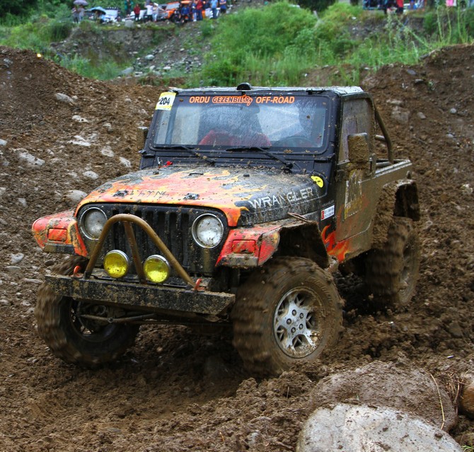 5.-uluslararasi-ardesen-mahalli-off-road-oyunlari-(6).jpg