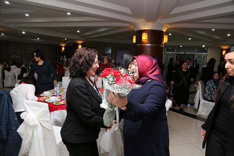 8-mart-dunya-kadinlar-gunu-etkinligi-4.jpg 8-mart-dunya-kadinlar-gunu-etkinligi-4.jpg