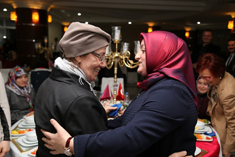 8-mart-dunya-kadinlar-gunu-etkinligi-5.jpg 8-mart-dunya-kadinlar-gunu-etkinligi-5.jpg