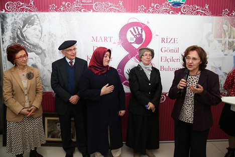8-mart-dunya-kadinlar-gunu-etkinligi-9.jpg 8-mart-dunya-kadinlar-gunu-etkinligi-9.jpg