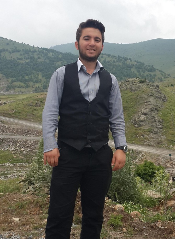 abdullah-atakan-ozturkmenoglu-uzerine-tas-dusen-universiteli-hayatini-kaybetti-(2).jpg