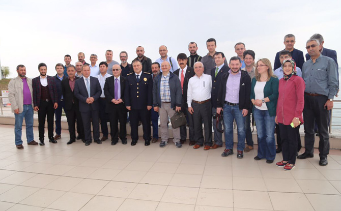 adem-cakici-basin-mensuplariyla-1.jpg adem-cakici-basin-mensuplariyla-1.jpg