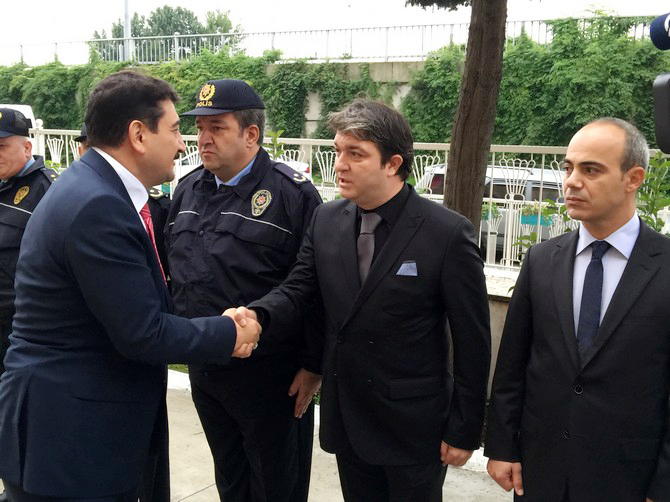 adem-cakici-sadettin-aksoy-rize-emniyetinde-devir-teslim.-cakici,-gorevi-aksoya-devretti-(24).jpg