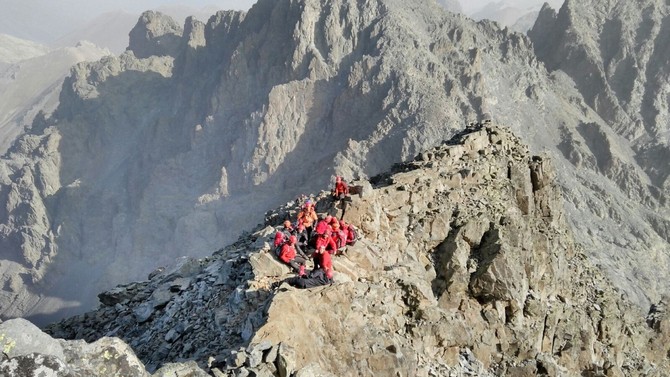 afad’in-rizedeki-yuksek-irtifada-ve-buzulda-arama-kurtarma-egitimi-sona-erdi-(4).jpg