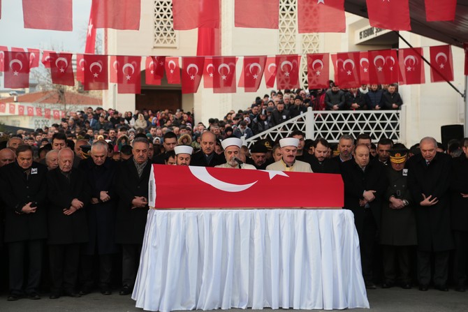 afrin-sehidi-fatih-mehmethan-son-yolculuguna-ugurlandi-(3).jpg