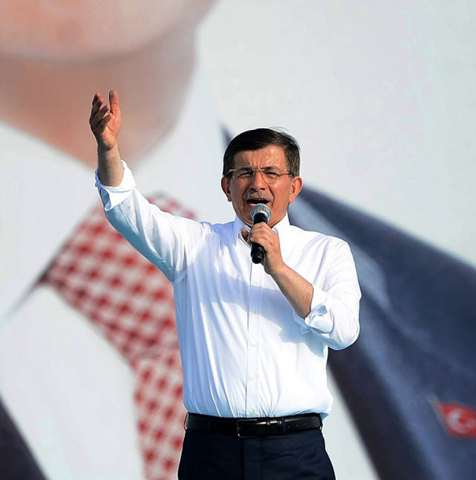 ahmet-davutoglu,-istanbul-mitinginde1.jpg ahmet-davutoglu,-istanbul-mitinginde1.jpg