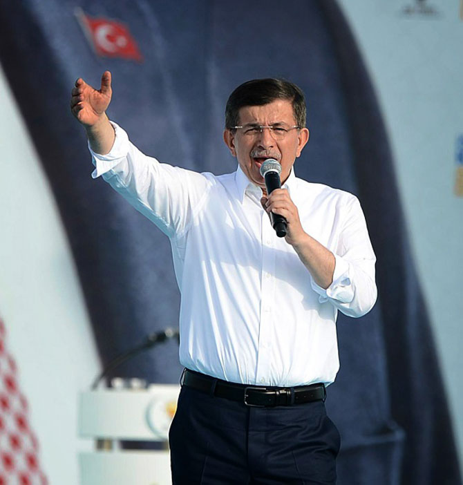 ahmet-davutoglu,-istanbul-mitinginde12.jpg ahmet-davutoglu,-istanbul-mitinginde12.jpg