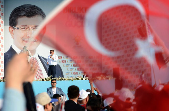 ahmet-davutoglu,-istanbul-mitinginde4.jpg ahmet-davutoglu,-istanbul-mitinginde4.jpg