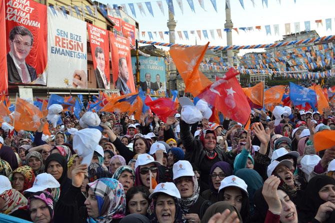 ahmet-davutoglu-rize-mitingi-15.jpg ahmet-davutoglu-rize-mitingi-15.jpg