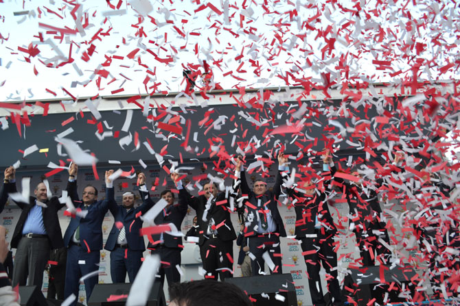 ahmet-davutoglu-rize-mitingi-2.jpg ahmet-davutoglu-rize-mitingi-2.jpg