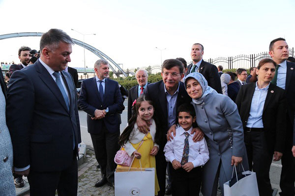 ahmet-davutoglu-rize-valiliginde-5.jpg ahmet-davutoglu-rize-valiliginde-5.jpg