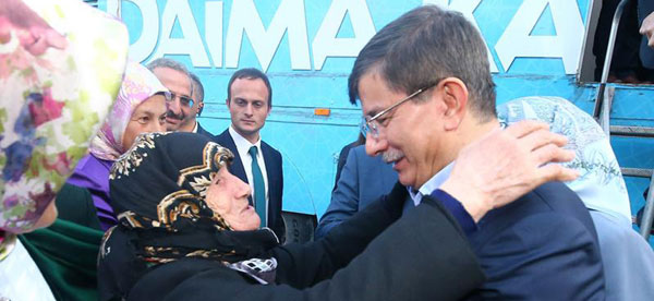 ahmet-davutoglu-rize-valiliginde-6.jpg ahmet-davutoglu-rize-valiliginde-6.jpg