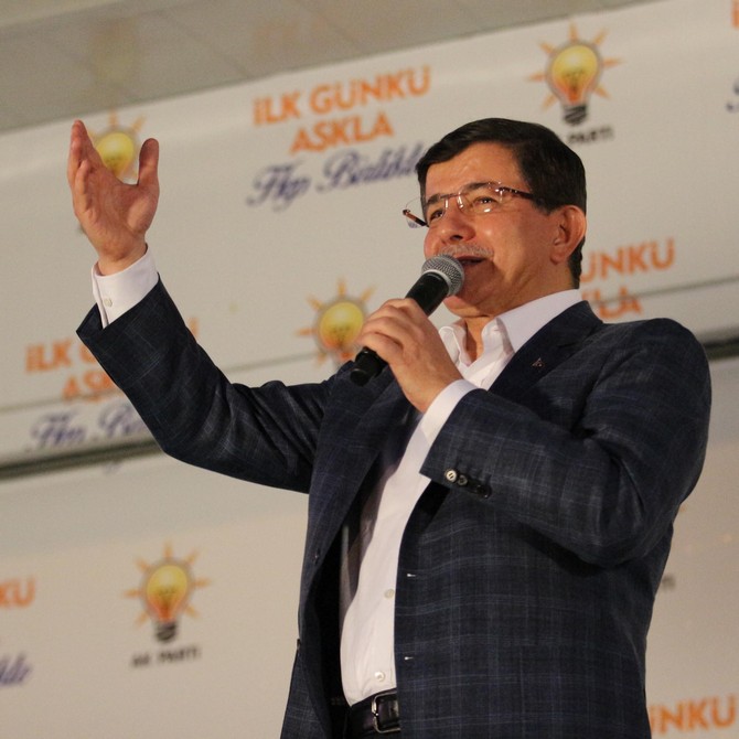 ahmet-davutoglu-samsunda-(21).jpg