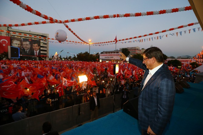 ahmet-davutoglu-samsunda-(3).jpg