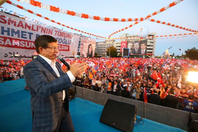 ahmet-davutoglu-samsunda-(6).jpg