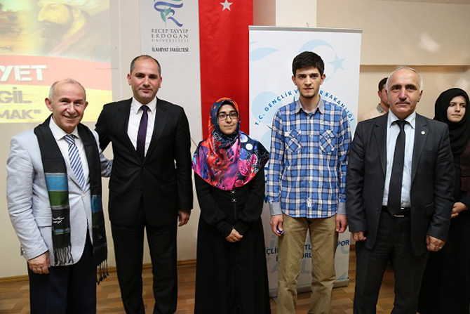 ahmet-simsirgil-rizede6.jpg ahmet-simsirgil-rizede6.jpg