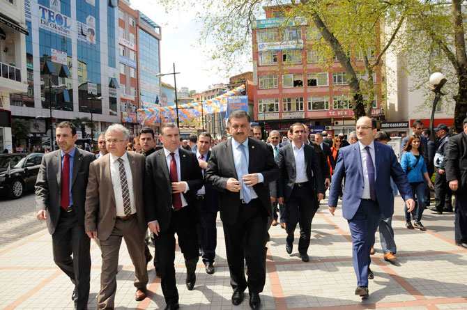 ak-adaylar-rizede-secim-irtibat-burolarini-acti--1-001.jpg ak-adaylar-rizede-secim-irtibat-burolarini-acti--1-001.jpg